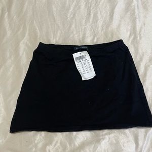 Brandy Melville Phoebe skirt